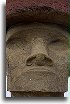 Twarz moai i pukao::Wyspa Wielkanocna::