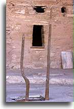 Wejście do kivy::Mesa Verde, Kolorado, USA::