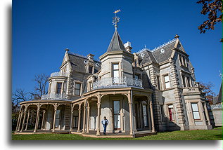 Strona południowa::Rezydencja Lockwood-Mathews, Connecticut, USA::